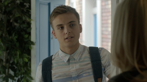 soaps-hollyoaks-later-parry-glasspool-harry-thompson.png